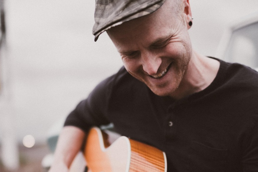 Kolby Knickerbocker - Over and Over